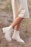 Adela Boot