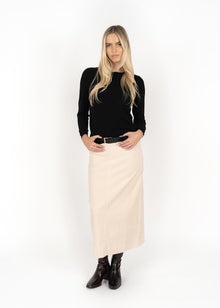  Mae Jumper