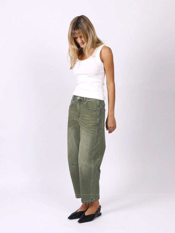Toni Barrel Jeans