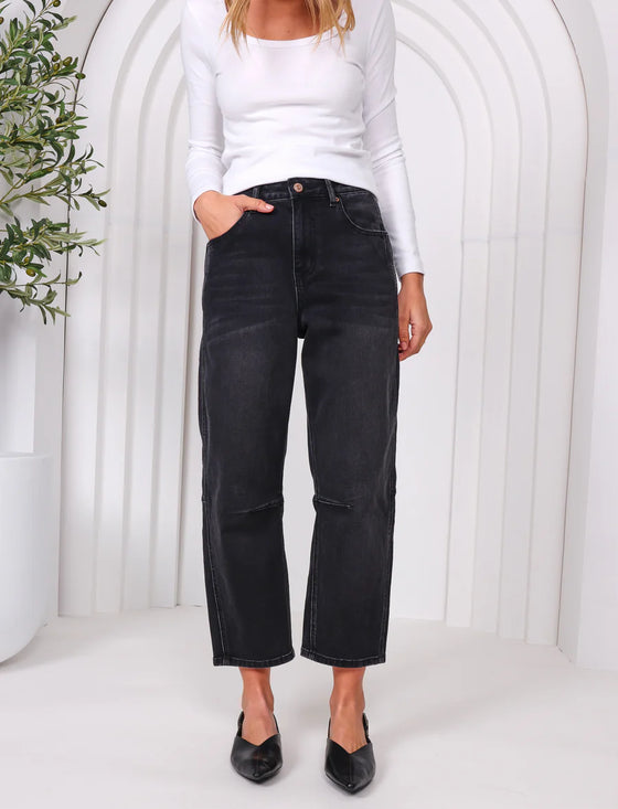 Toni Barrel Jeans