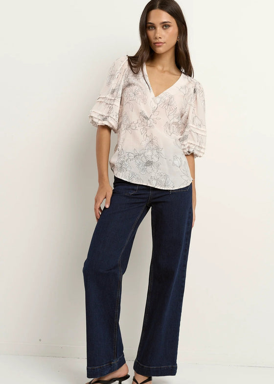 Recall Ivory Sketch Floral Pleat Sleeve Crew Top